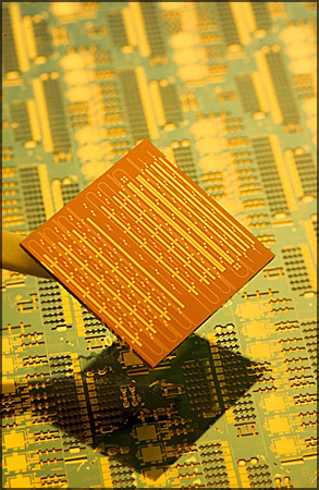 Intel - Silicon Laser Chip  / Macro photography