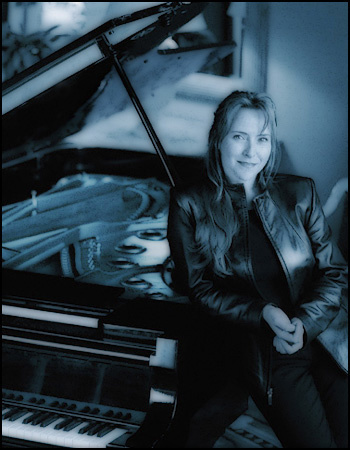 Pianist/composer Kimberly Reeves Parker for web and promotional materials