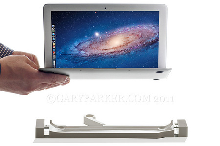 LandingZone dock for the MacBook Air from InfiniWing. Click here to  see manufacturer's website